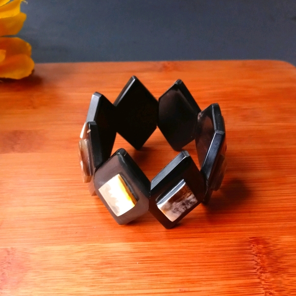 1PC Beautiful African Black Hira Horn Bracelet - Picture 7 of 8